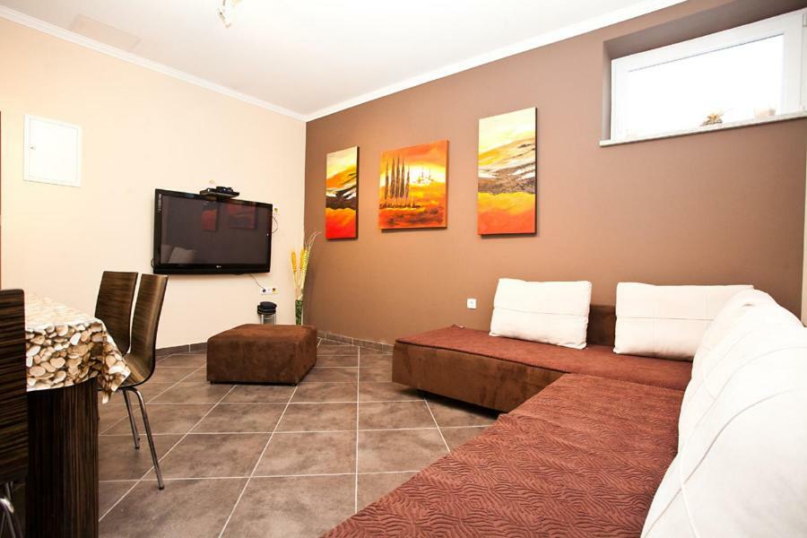 Apartments Tm Krk Town Esterno foto